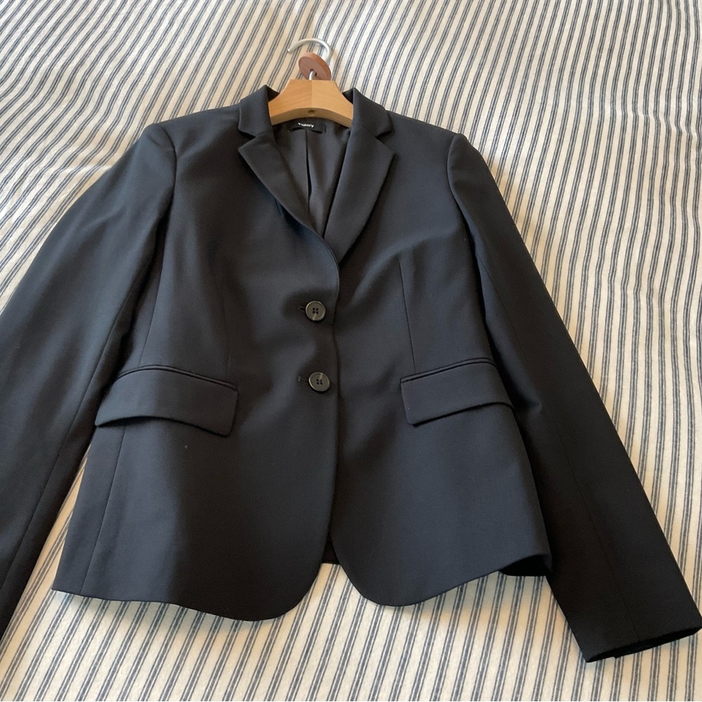 Theory Women's Wool Suit